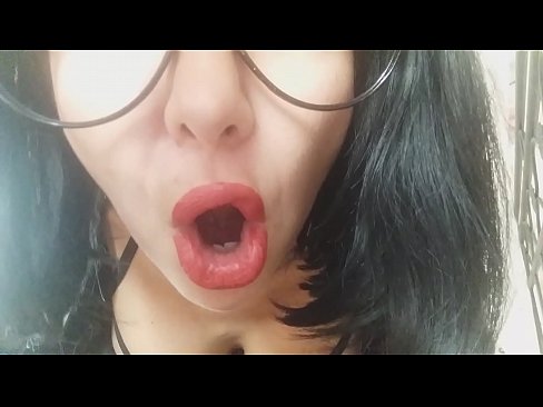 ❤️ Sthandwa, umama wakho ongamzali akakuvumeli ukuthi uye esikoleni namuhla... Ngikudinga kakhulu... Ividiyo yocansi ku-porn zu.analpics.ru ️❤
